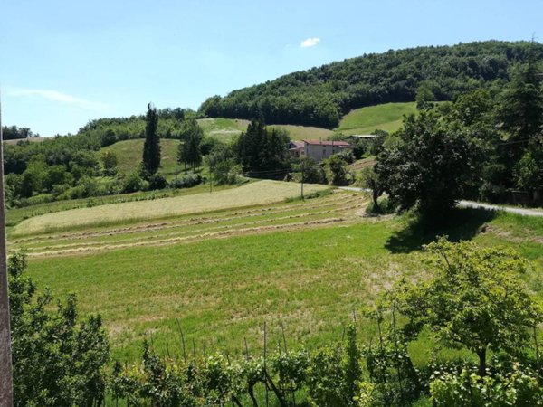 casa indipendente in vendita a Pellegrino Parmense