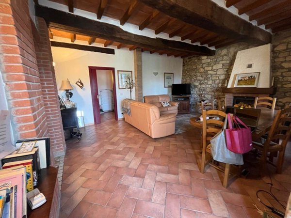 casa indipendente in vendita a Pellegrino Parmense in zona Berzieri