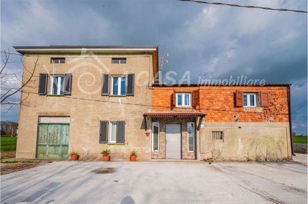 casa indipendente in vendita a Roccabianca