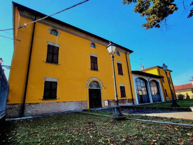 casa indipendente in vendita a Roccabianca in zona Fontanelle