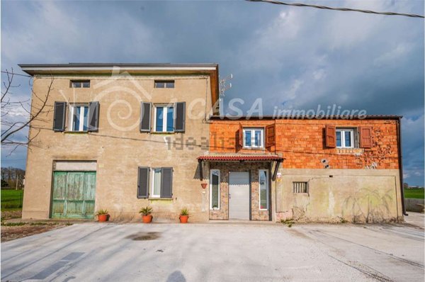 casa indipendente in vendita a Roccabianca