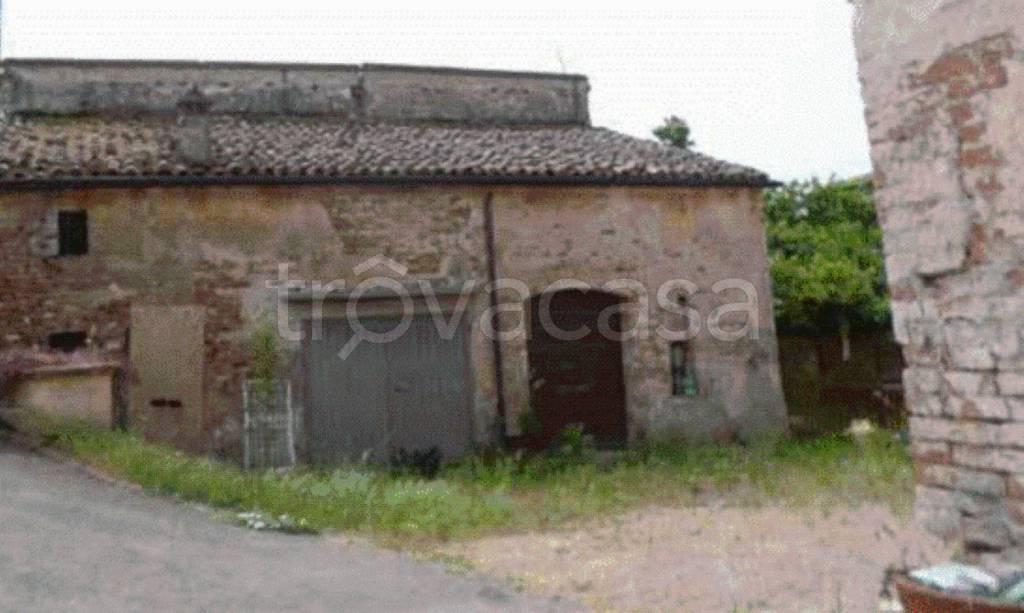 appartamento in vendita a Roccabianca in zona Ragazzola