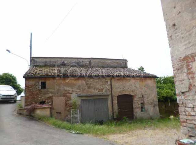 ufficio in vendita a Roccabianca in zona Ragazzola
