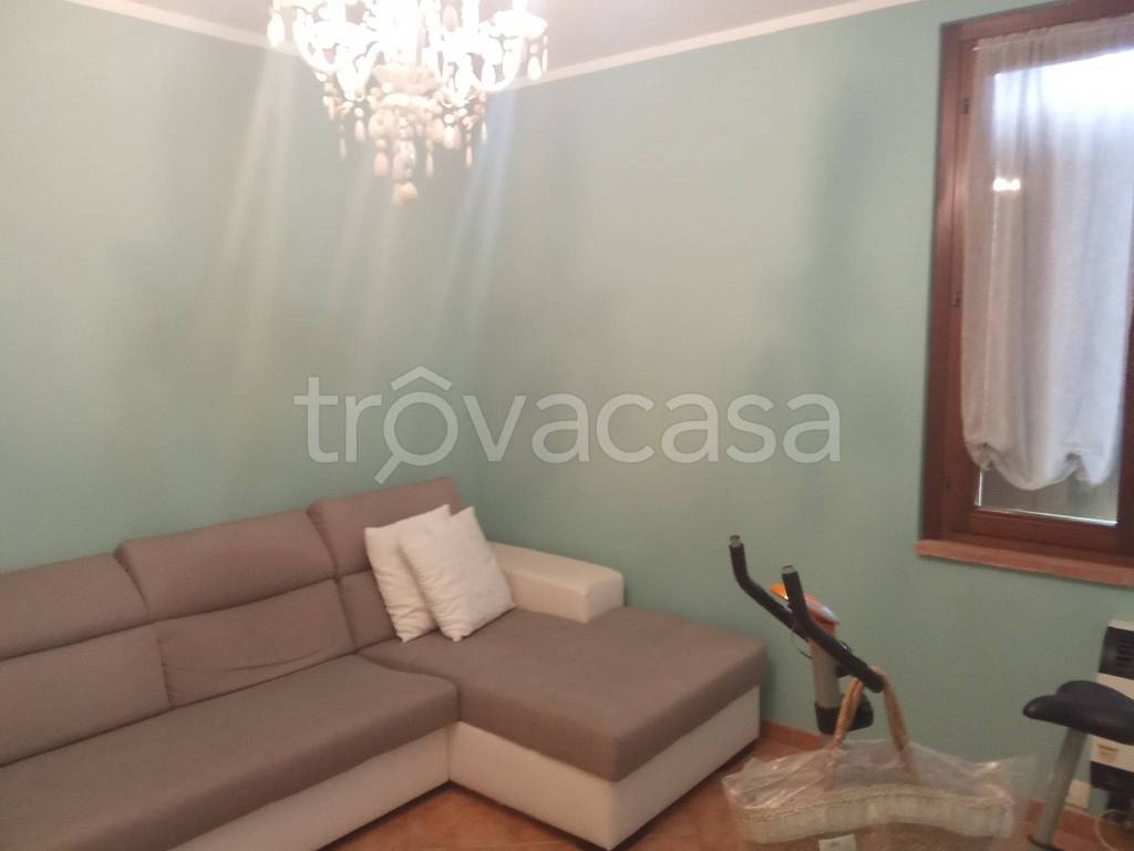 casa indipendente in vendita a Roccabianca in zona Ragazzola