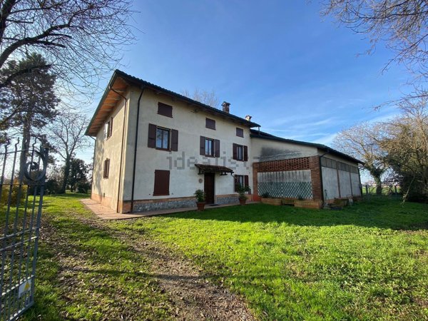 casa indipendente in vendita a Roccabianca in zona Fontanelle