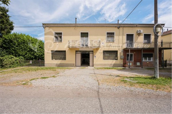 casa indipendente in vendita a Roccabianca in zona Fontanelle