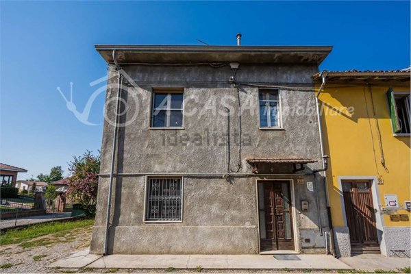 casa semindipendente in vendita a Roccabianca in zona Fontanelle