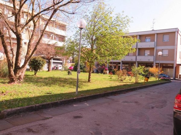 negozio in vendita a Sala Baganza