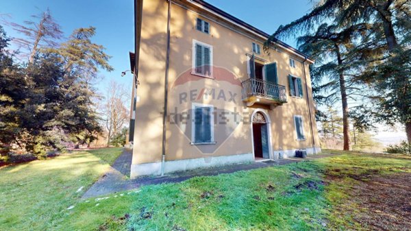 casa indipendente in vendita a Sala Baganza in zona Maiatico