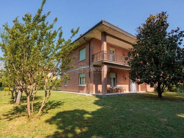 casa indipendente in vendita a Sala Baganza