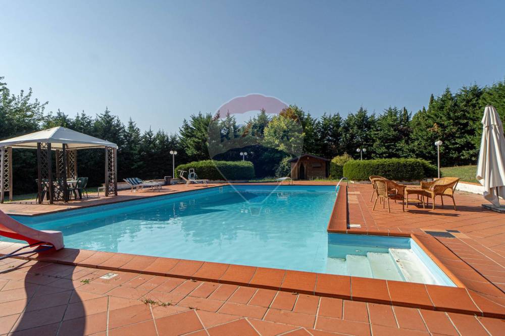 casa indipendente in vendita a Sala Baganza in zona Talignano