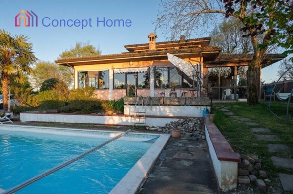 casa indipendente in vendita a Sala Baganza in zona Castellaro