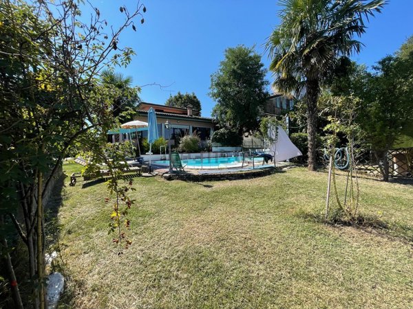 casa indipendente in vendita a Sala Baganza