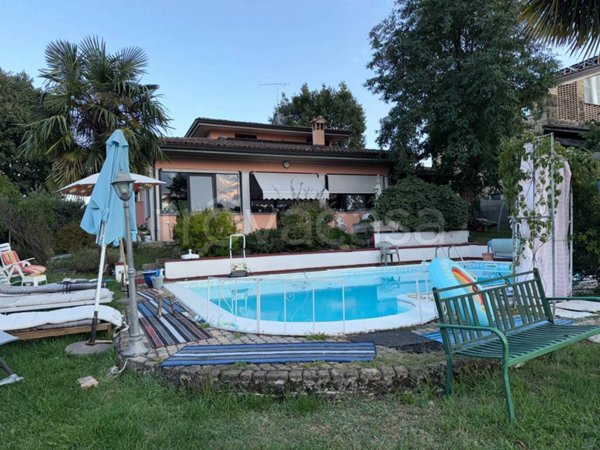 casa indipendente in vendita a Sala Baganza