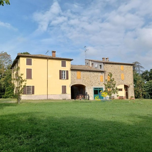 casale in vendita a Sala Baganza