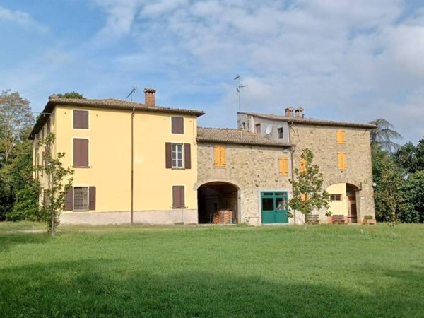 casa indipendente in vendita a Sala Baganza