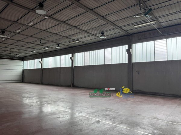 negozio in vendita a Sala Baganza