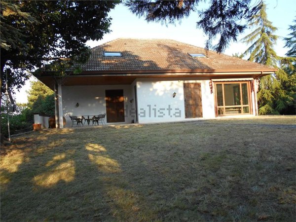 casa indipendente in vendita a Sala Baganza in zona Maiatico