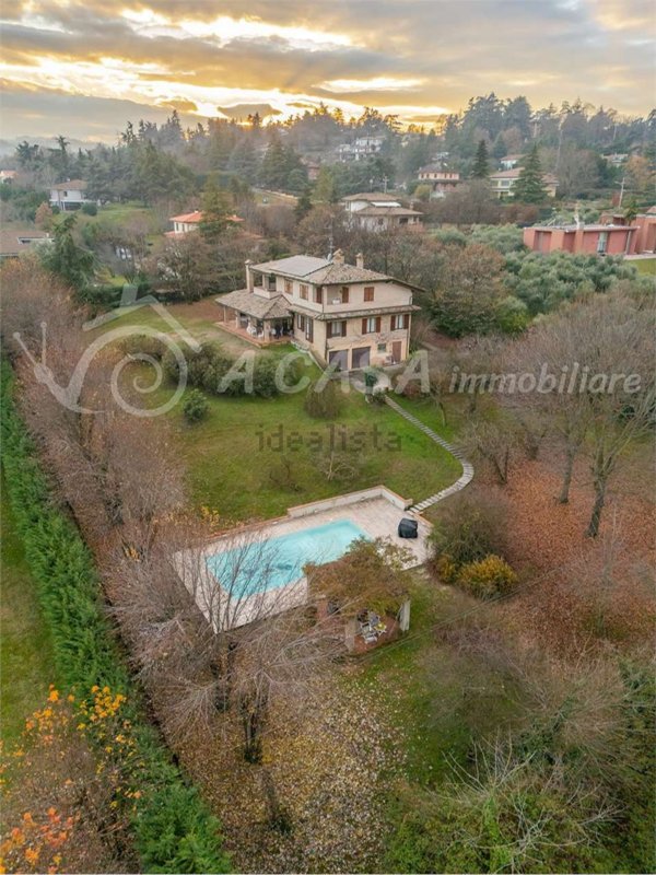 casa indipendente in vendita a Sala Baganza in zona Maiatico