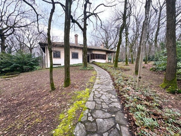 casa indipendente in vendita a Sala Baganza