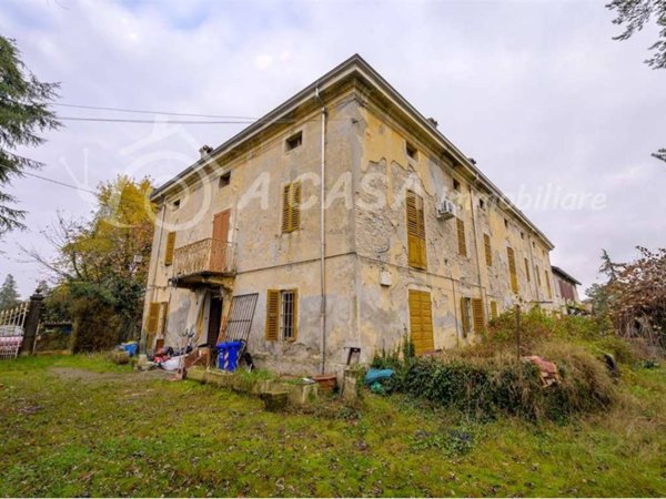 casa indipendente in vendita a Sala Baganza