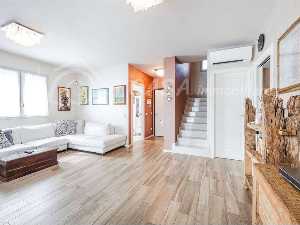 casa indipendente in vendita a Sala Baganza