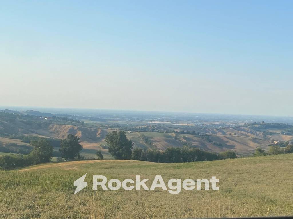 terreno agricolo in vendita a Sala Baganza in zona Maiatico