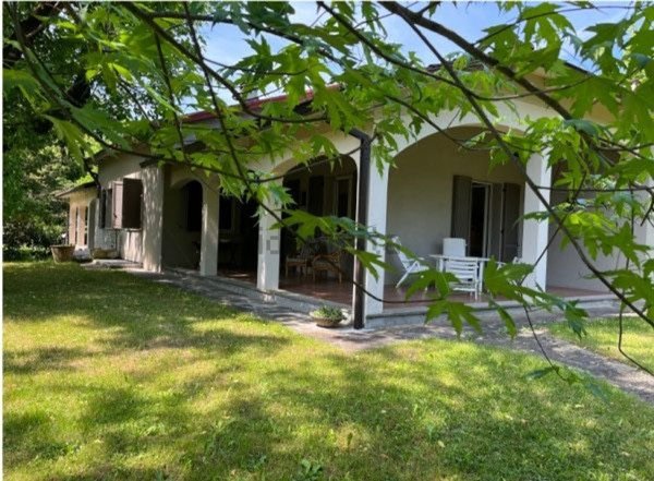 casa indipendente in vendita a Sala Baganza in zona Talignano