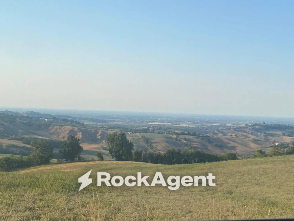 casa indipendente in vendita a Sala Baganza in zona Maiatico