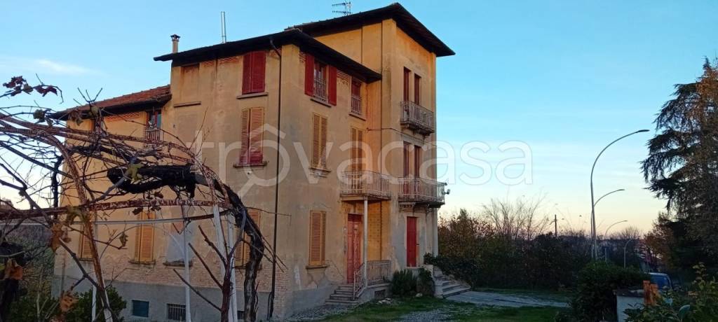 casa indipendente in vendita a Salsomaggiore Terme