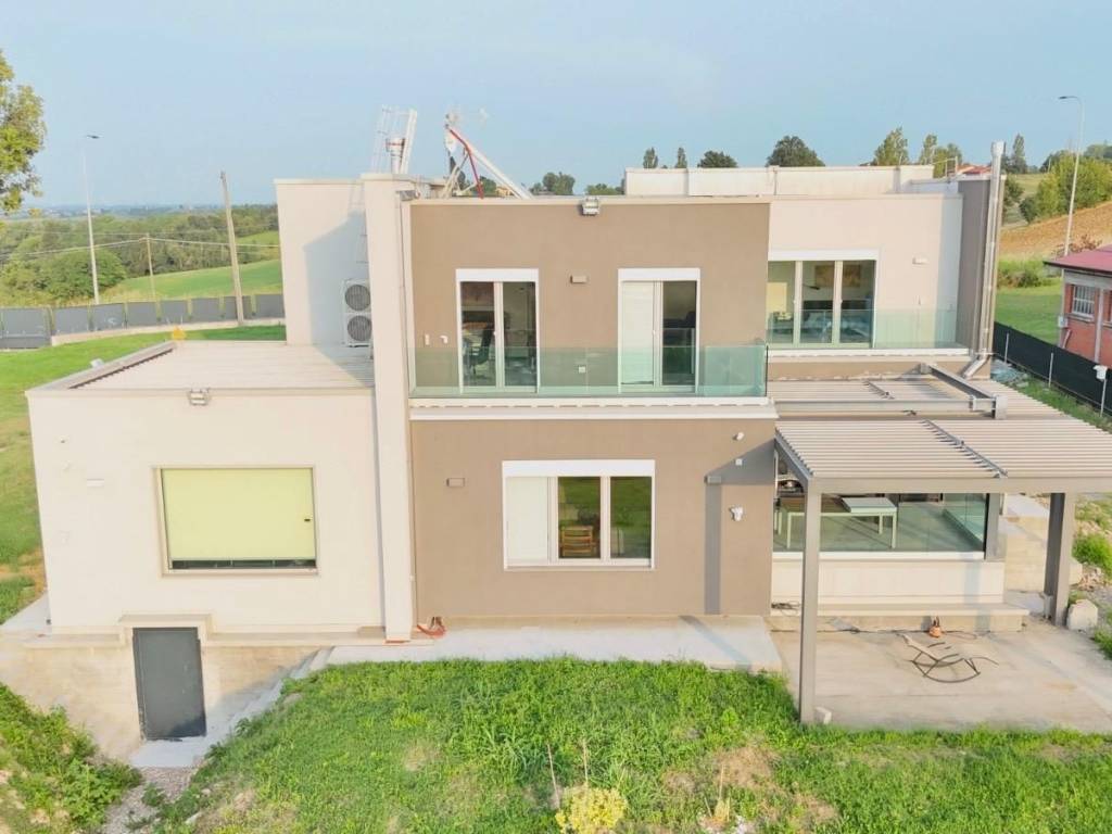 casa indipendente in vendita a Salsomaggiore Terme in zona Bargone