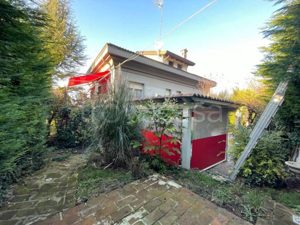 casa indipendente in vendita a Salsomaggiore Terme