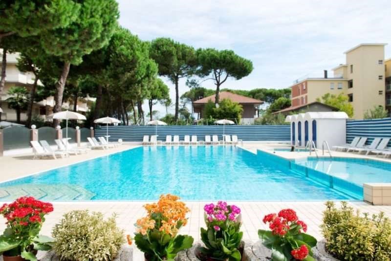 negozio in vendita a Salsomaggiore Terme in zona Tabiano Bagni