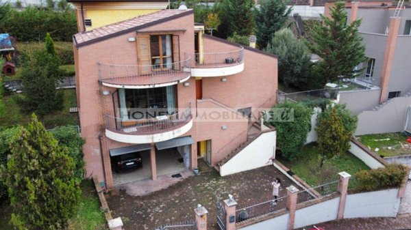 casa indipendente in vendita a Salsomaggiore Terme