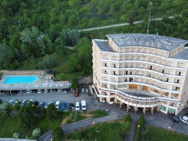negozio in vendita a Salsomaggiore Terme in zona Tabiano Bagni