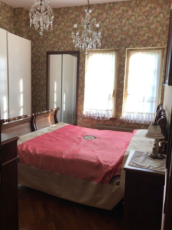 casa indipendente in vendita a Salsomaggiore Terme