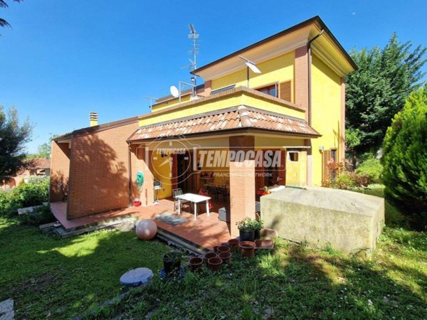 casa indipendente in vendita a Salsomaggiore Terme