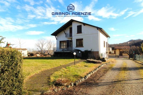 casa indipendente in vendita a Salsomaggiore Terme
