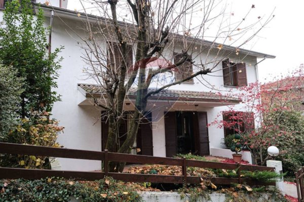 casa indipendente in vendita a Salsomaggiore Terme
