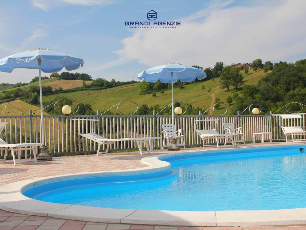 negozio in vendita a Salsomaggiore Terme in zona Tabiano Bagni
