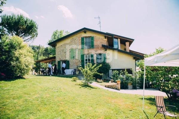casa indipendente in vendita a Salsomaggiore Terme in zona Salsominore