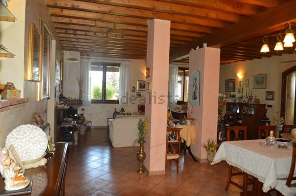 casale in vendita a Salsomaggiore Terme