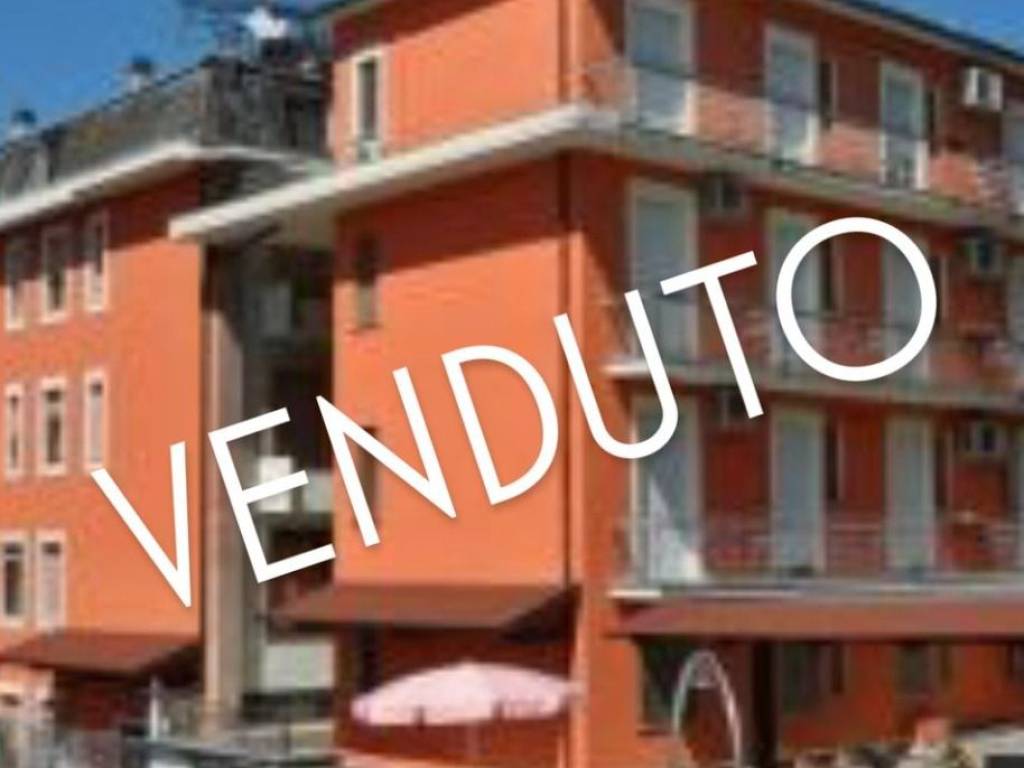 negozio in vendita a Salsomaggiore Terme in zona Tabiano Bagni