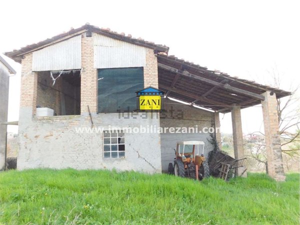 casa indipendente in vendita a Salsomaggiore Terme