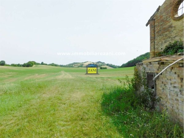 azienda agricola in vendita a Salsomaggiore Terme in zona Pie' di Via