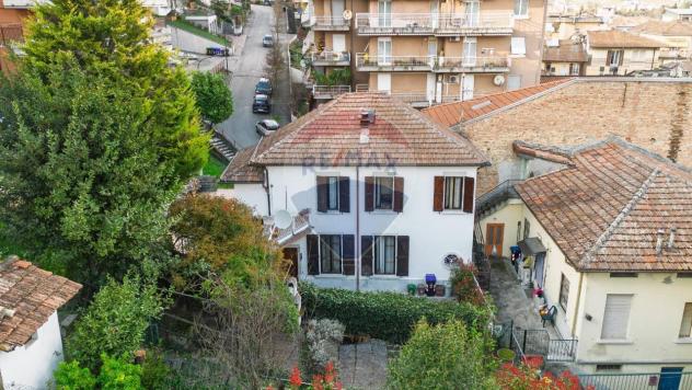 casa indipendente in vendita a Salsomaggiore Terme
