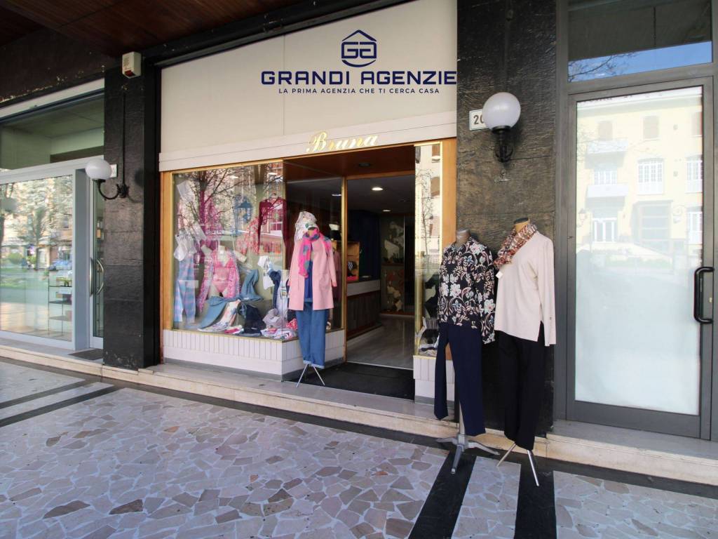 negozio in vendita a Salsomaggiore Terme