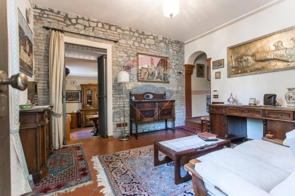 casa indipendente in vendita a Salsomaggiore Terme in zona Salsominore