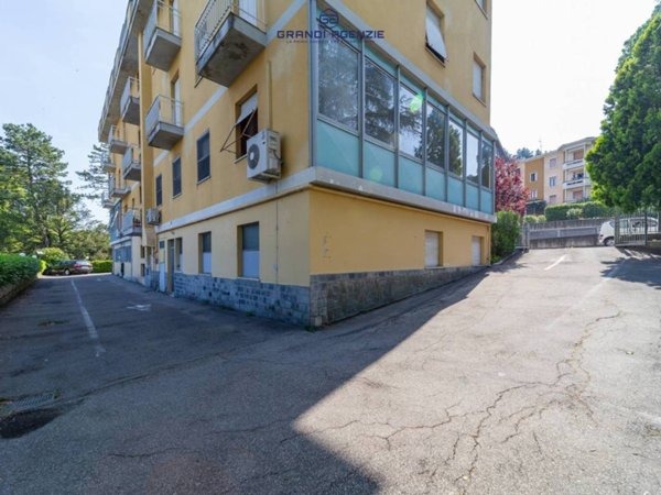 negozio in vendita a Salsomaggiore Terme