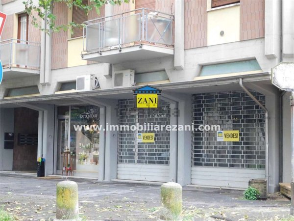 negozio in vendita a Salsomaggiore Terme